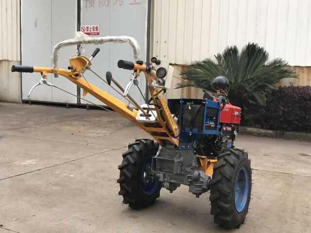 手扶拖拉機(jī)