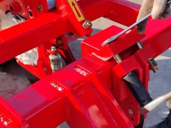 玉米播種機安裝過程
